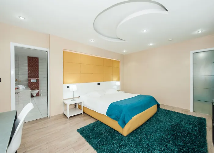 Hotel Phenix