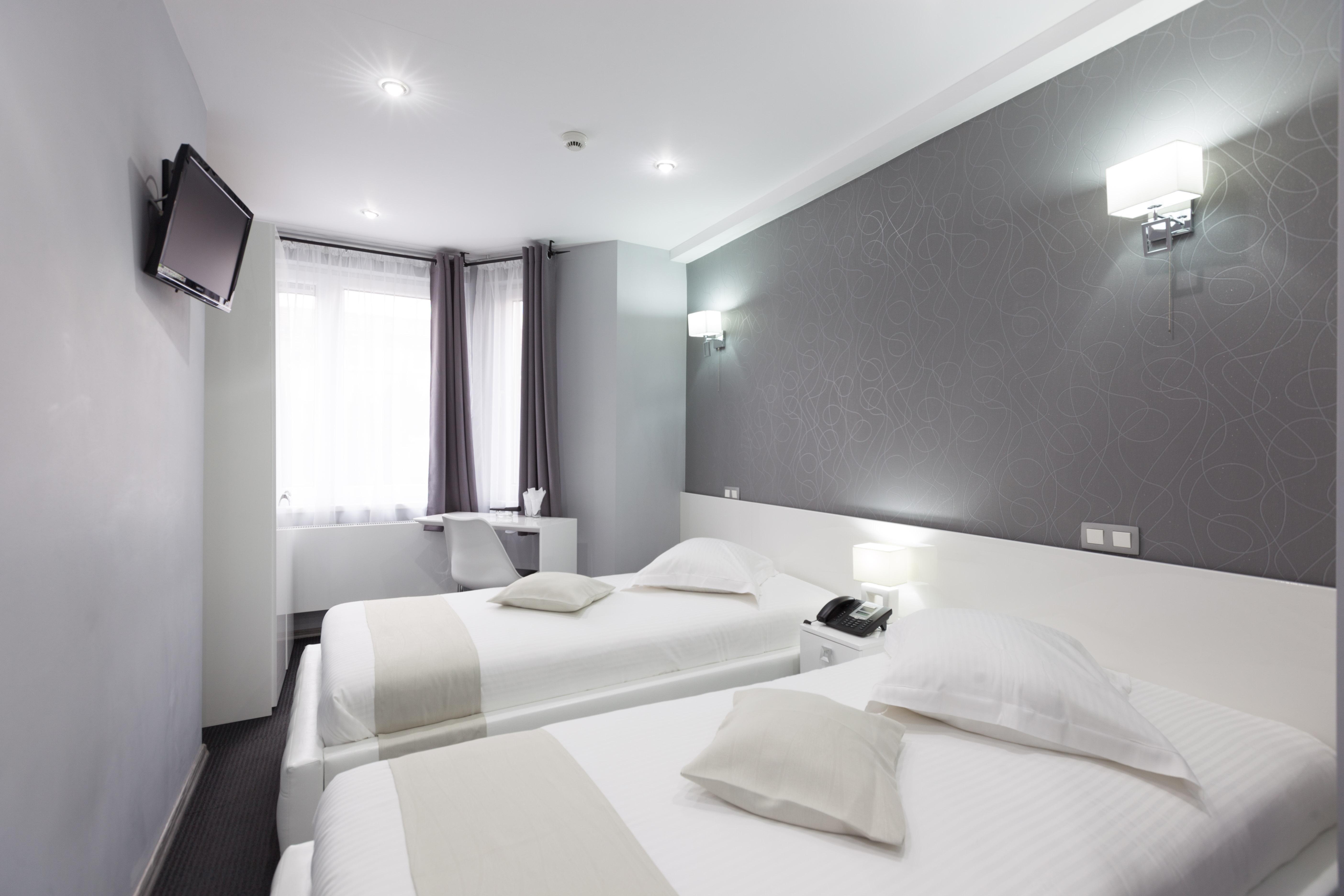Phenix Hotel 3*