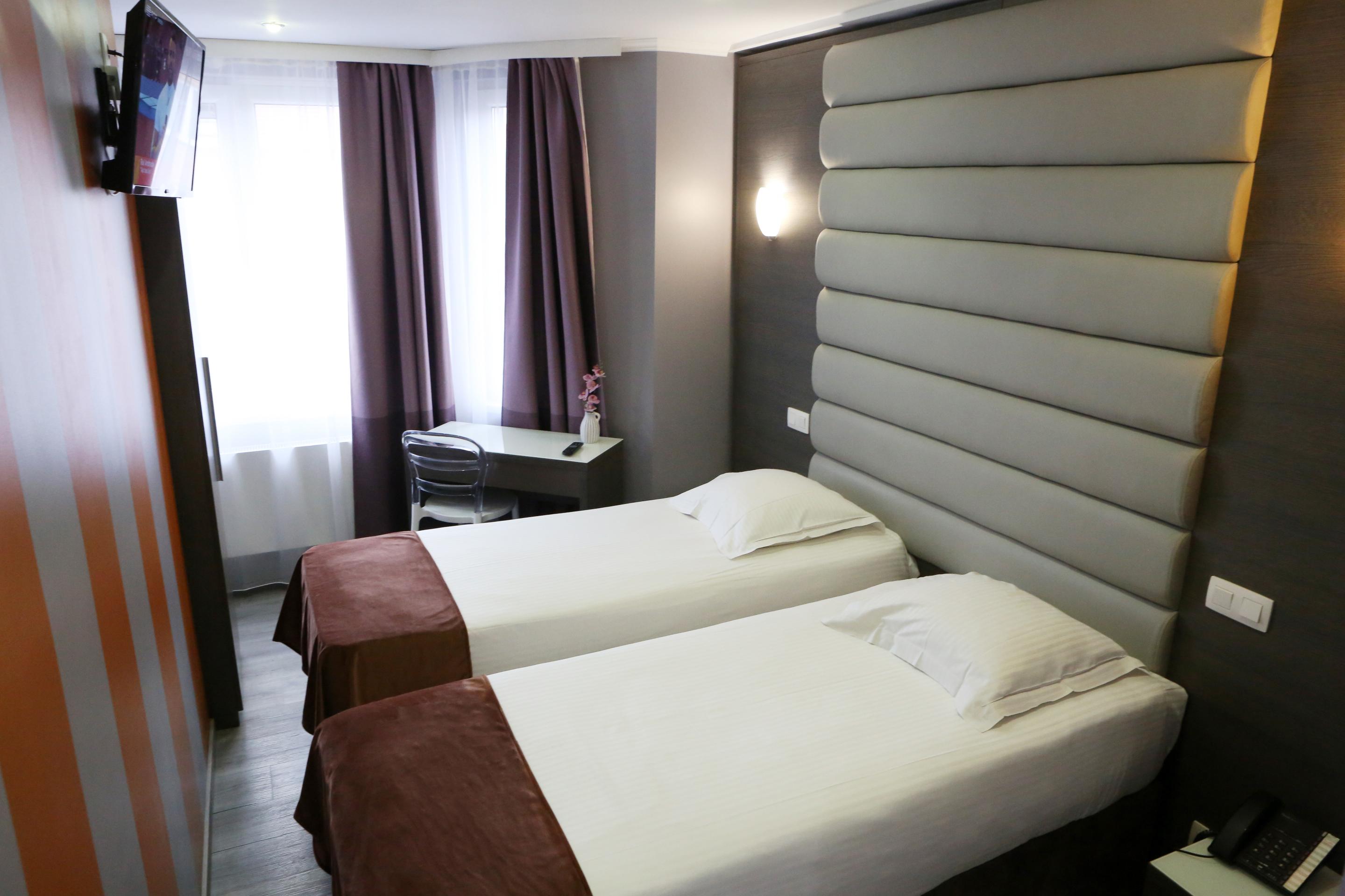Hotel Phenix
